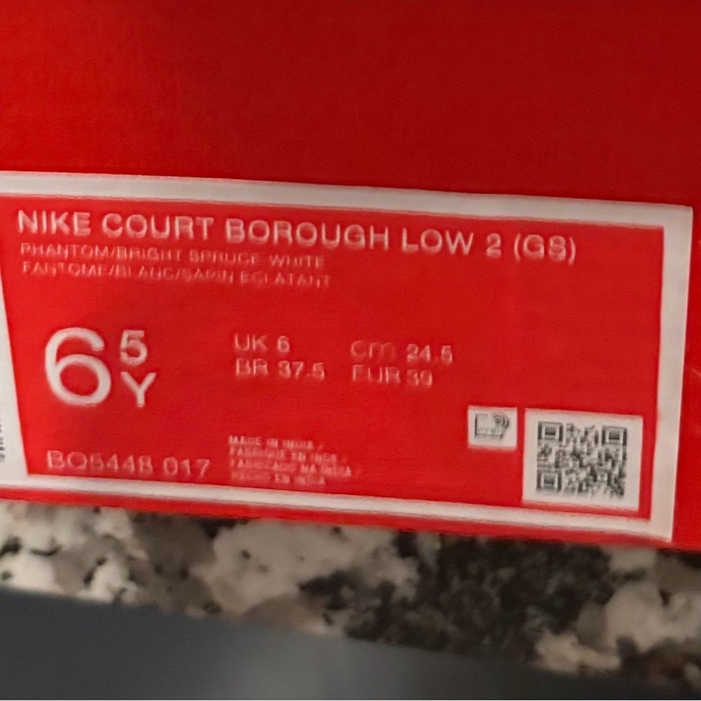 Nike Kids Teal/ White Shoes - Picture 6 of 6